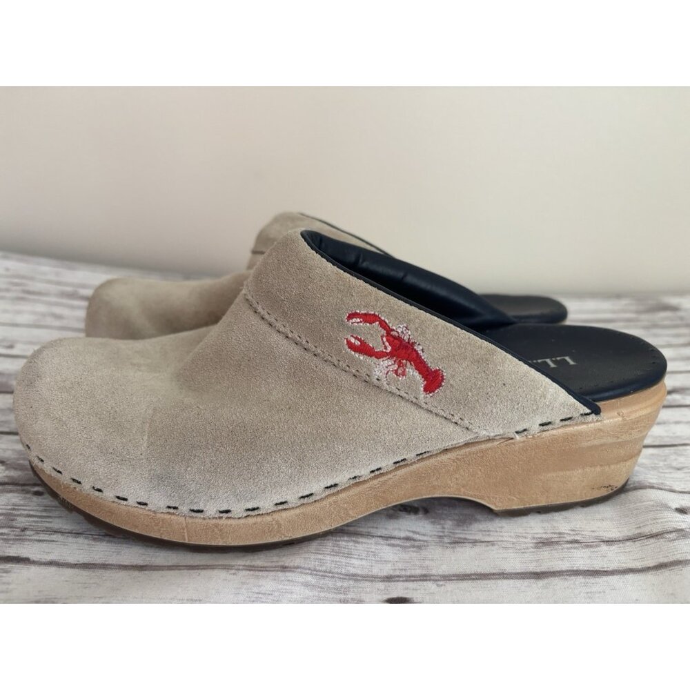 🦞🦞🦞🦞L.L. Bean Beige and Red Clogs